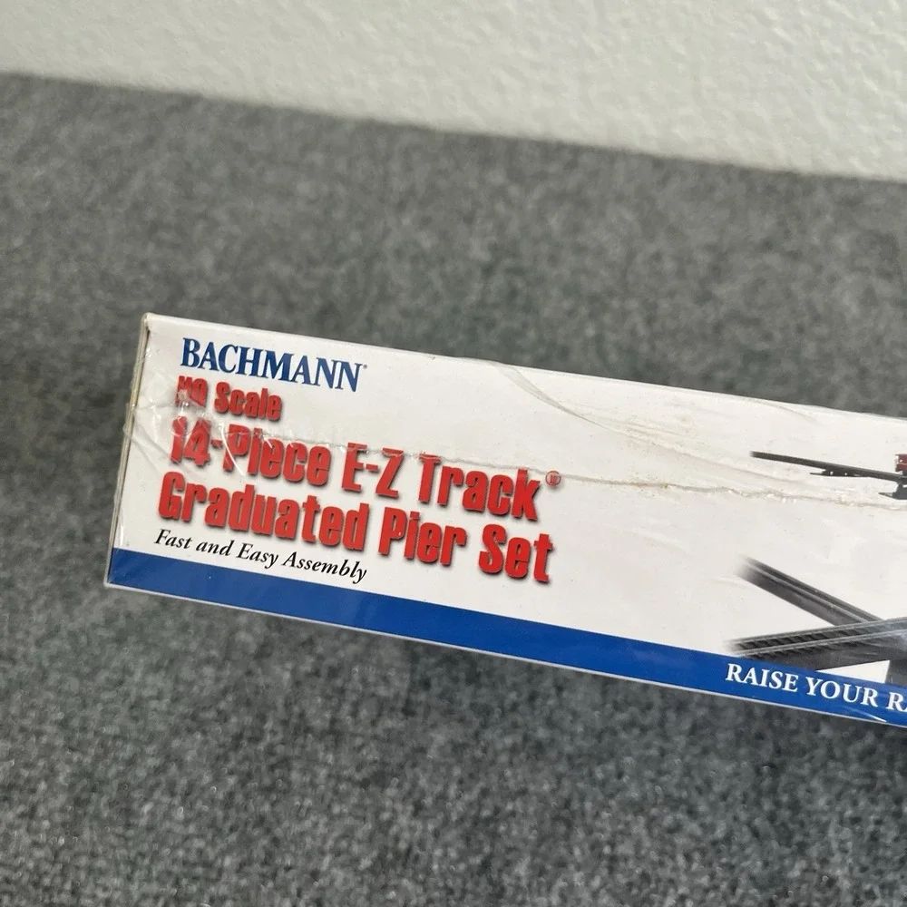 Elevate Your HO Train Layout with E-Z Track Graduated Pier Set - 14 Pieces